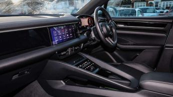 Porsche Macan Electric 