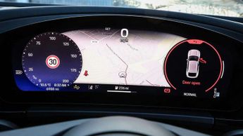 Porsche Macan Electric 