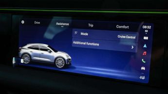 Porsche Macan Electric 