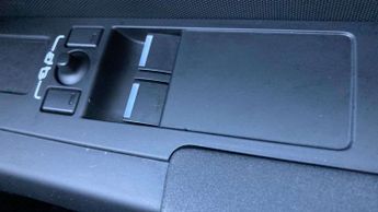 Land Rover Defender 90 Diesel 