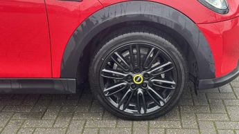 MINI Hatchback Cooper S Level 2