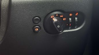 MINI Hatchback Cooper S Level 2