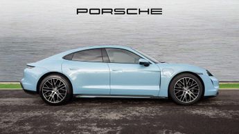 Porsche Taycan 
