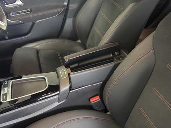 Mercedes-Benz Cla AMG Line