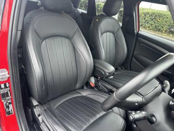 MINI Hatchback Cooper Exclusive