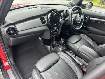 MINI Hatchback Cooper Exclusive