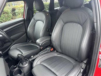 MINI Hatchback Cooper Exclusive