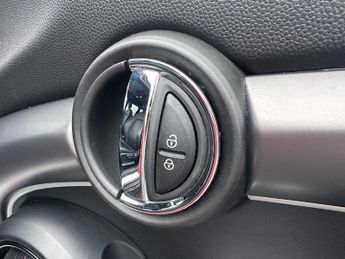 MINI Hatchback Cooper Exclusive