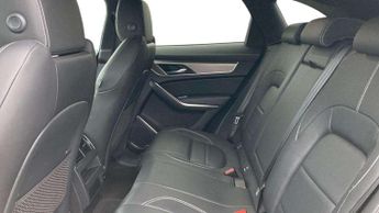 Jaguar F-PACE R-Dynamic S