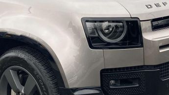 Land Rover Defender X-Dynamic HSE