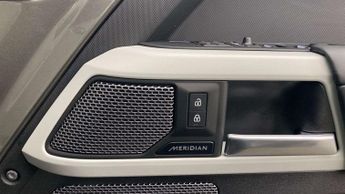 Land Rover Defender X-Dynamic HSE