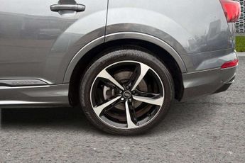 Audi Q7 Black Edition