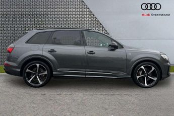 Audi Q7 Black Edition