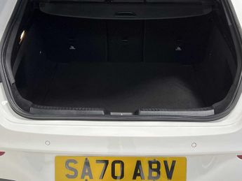 Mercedes-Benz Cla AMG Line