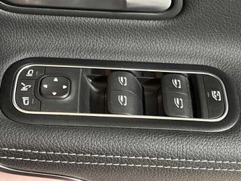 Mercedes-Benz Cla AMG Line