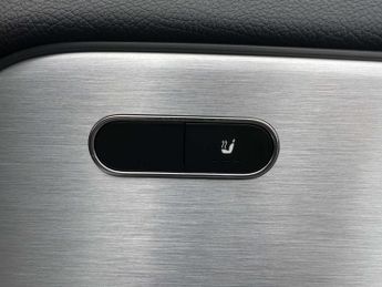 Mercedes-Benz EQA AMG Line