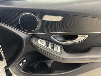 Mercedes-Benz GLC AMG Line