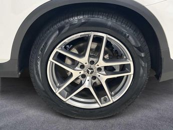 Mercedes-Benz GLC AMG Line