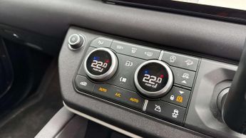 Land Rover Defender SE