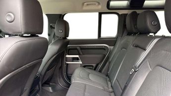 Land Rover Defender SE