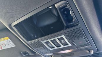 Land Rover Discovery R-Dynamic SE