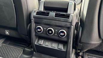 Land Rover Defender XS Edition