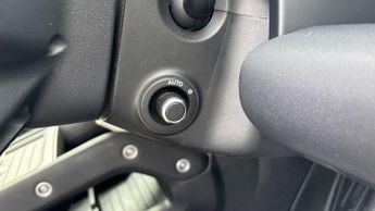 Land Rover Defender XS Edition