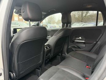 Mercedes-Benz GLA AMG Line