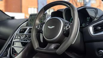 Aston Martin DBS Superleggera