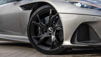 Aston Martin DBS Superleggera