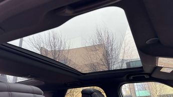 Land Rover Discovery R-Dynamic HSE