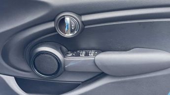 MINI Hatchback Cooper Classic