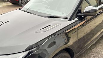 Land Rover Range Rover Evoque R-Dynamic SE