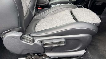 MINI Hatchback Cooper S Level 2