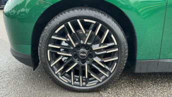 MINI Cooper E Exclusive