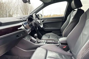 Audi Q3 Black Edition