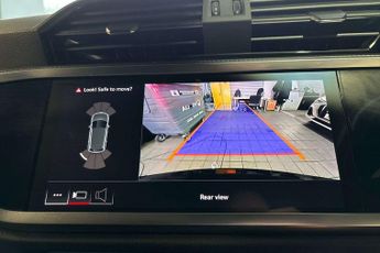 Audi Q3 Black Edition