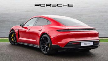 Porsche Taycan 