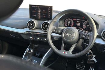 Audi Q2 S Line