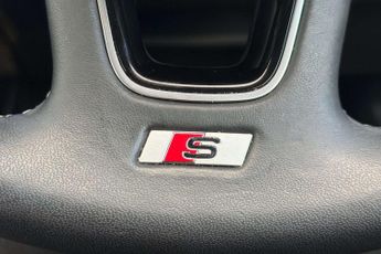 Audi Q2 S Line