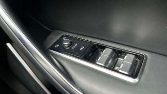 Jaguar F-PACE R-Dynamic HSE Black 90th Anniversary Edition