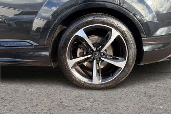 Audi Q7 Black Edition