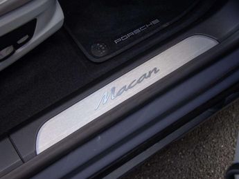 Porsche Macan Electric Estate 