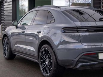 Porsche Macan Electric Estate 