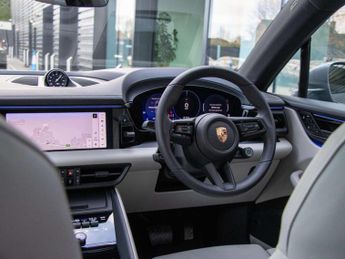 Porsche Macan Electric Estate 