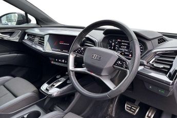 Audi Q4 S Line