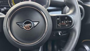 MINI Hatchback Cooper S Level 2