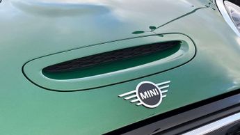 MINI Hatchback Cooper S Level 2