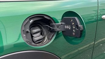 MINI Hatchback Cooper S Level 2