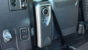 Land Rover Defender HSE